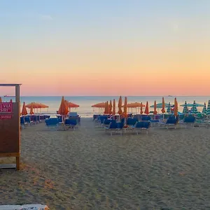 Hotel Misiri, Durrës