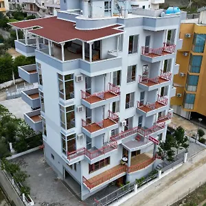 Hotel Vila Namiku, Durrës